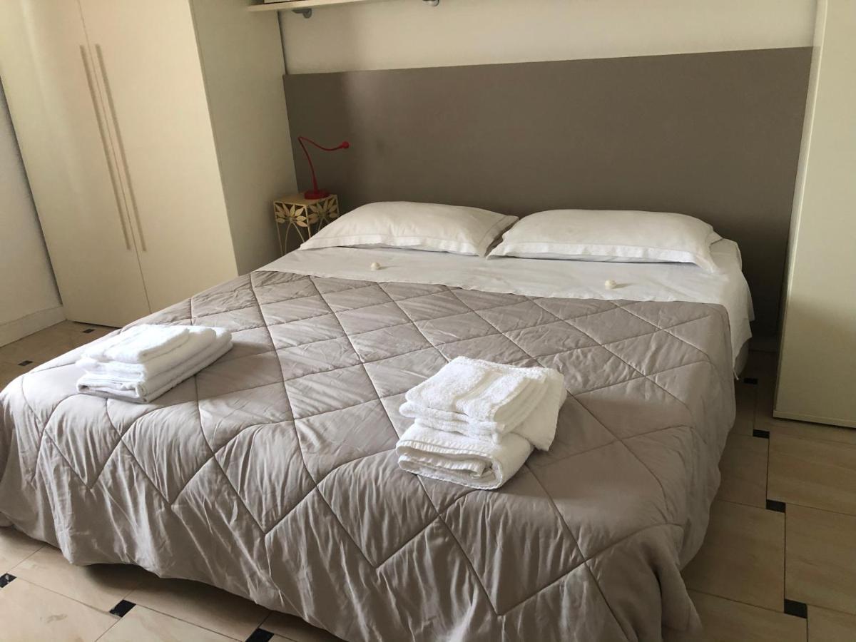 Riva Dei Fiori Lägenhet Viareggio Exteriör bild